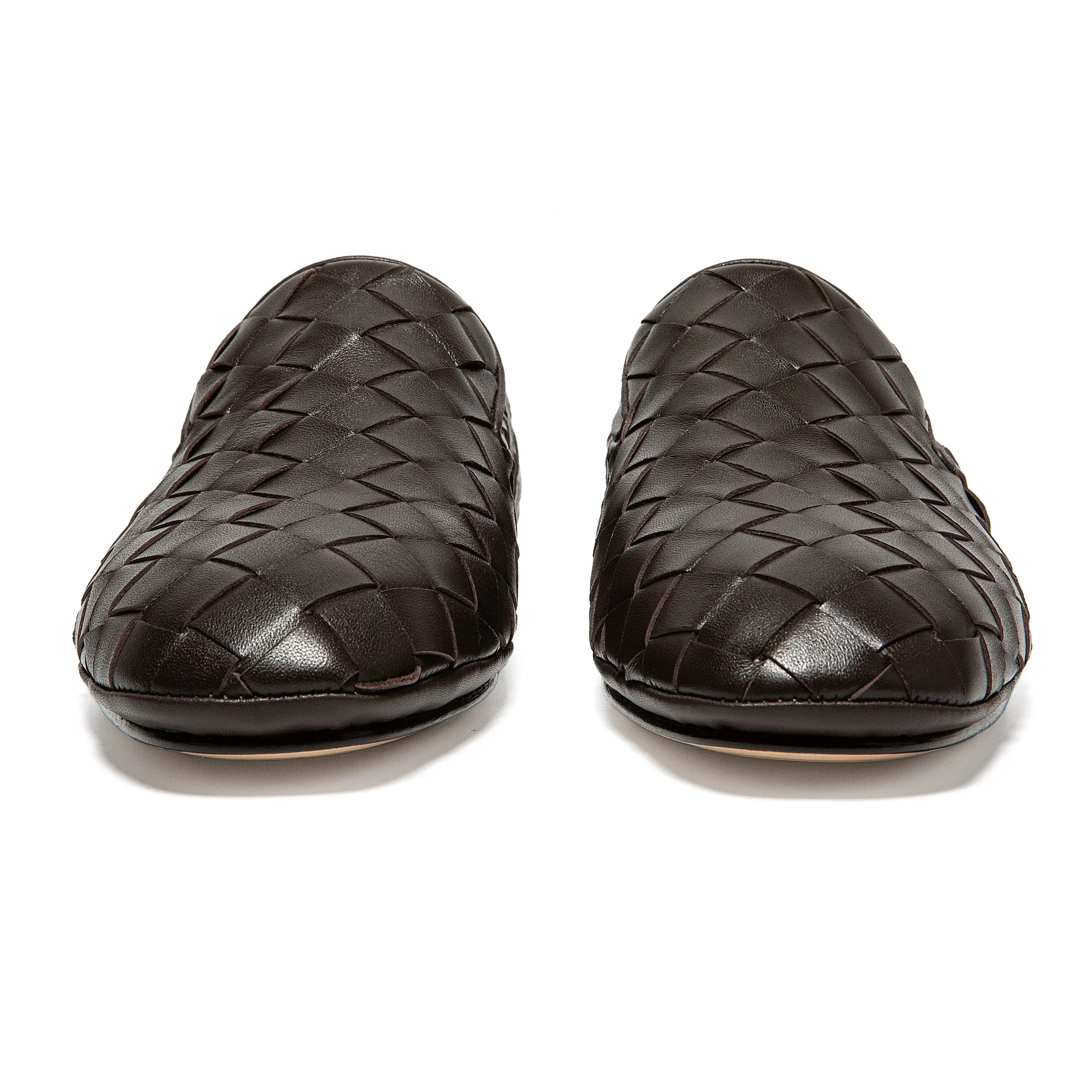 [BV] Top P: 760💰Size for couples: Female 35-39 Male 39--44 (Female 40. Male 38.45.46.47 customization is not returnable) [Note‼ ️] Add 💰 to size 46, add 💰 to size 47. Bottega Veneta's 2025 autumn counter synchronized genuine leather outsole classic woven half-drag couple model Bottega Veneta square toe flat shoes, imported mixed sheepskin, imported sheep! Leather outsole! [Rose][Rose]! Purely hand-woven and operated, the original board is reproduced one-to-one! quality assurance!
